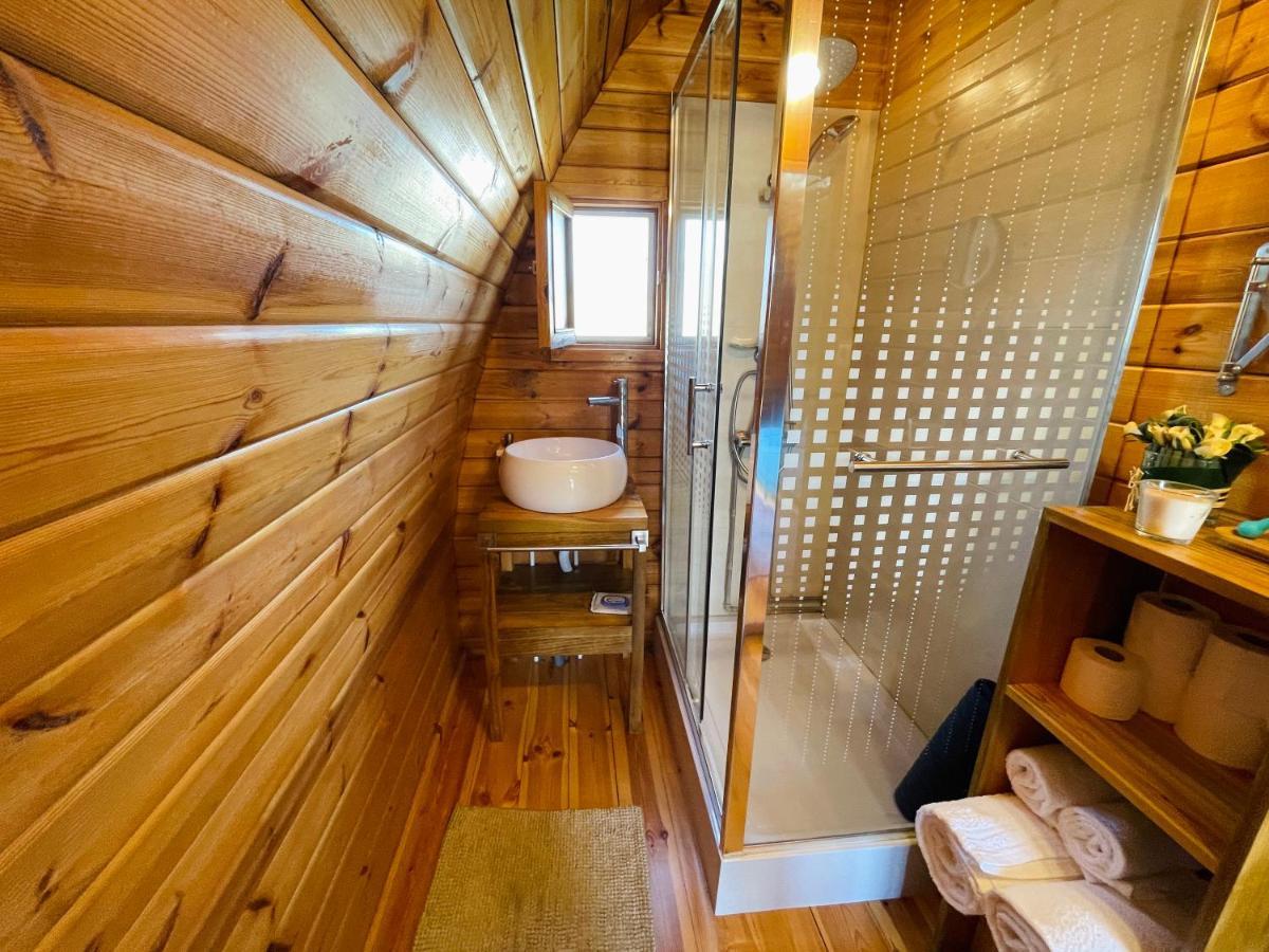 Affittacamere Glamping Turquesa, Feel And Relax In A Wood House Corredoura Esterno foto